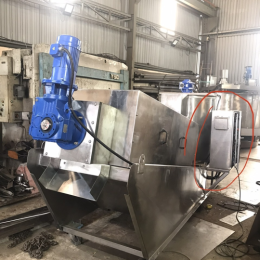 Máy ép bùn trục vít đa đĩa